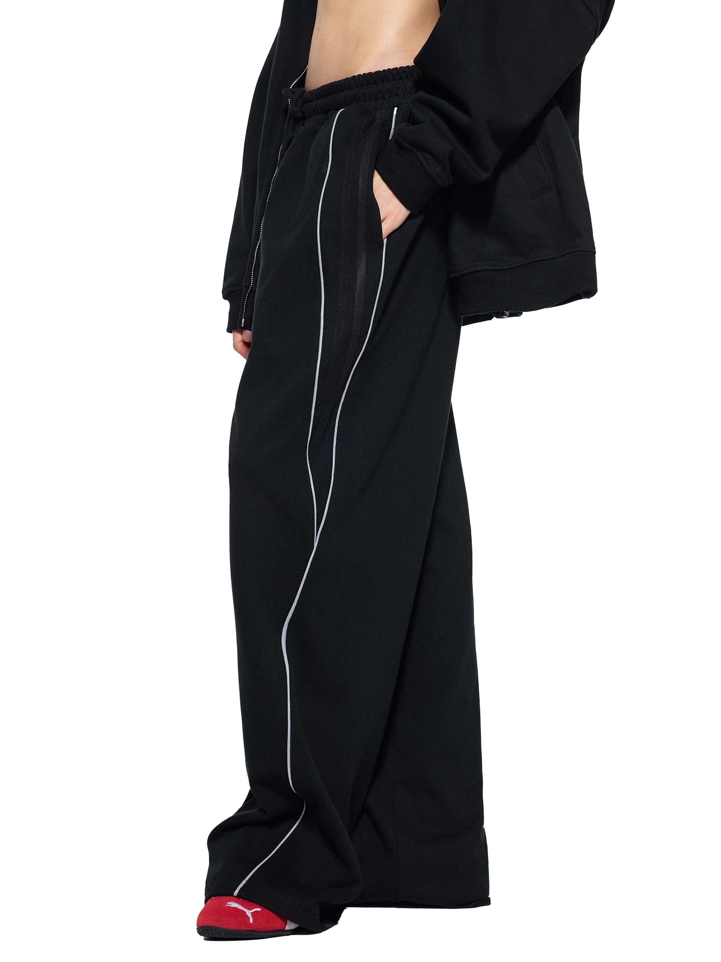 001 Tracksuit Sweatpants